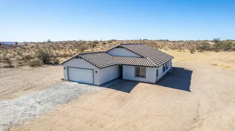 3320 N 329th Dr, Tonopah, AZ 85354