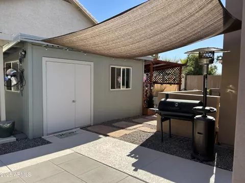Exterior - 926 E Mountain Sky Ave, Phoenix, AZ 85048 photo 29 of 32