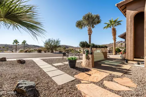 Exterior - 926 E Mountain Sky Ave, Phoenix, AZ 85048 photo 19 of 32