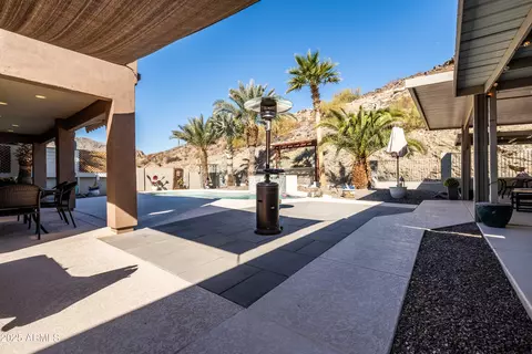 Exterior - 926 E Mountain Sky Ave, Phoenix, AZ 85048 photo 20 of 32