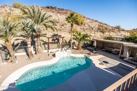 Exterior - 926 E Mountain Sky Ave, Phoenix, AZ 85048 photo 3 of 32