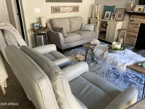 Living - 926 E Mountain Sky Ave, Phoenix, AZ 85048 photo 11 of 14
