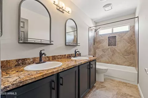 Bath - 926 E Mountain Sky Ave, Phoenix, AZ 85048 photo 7 of 7