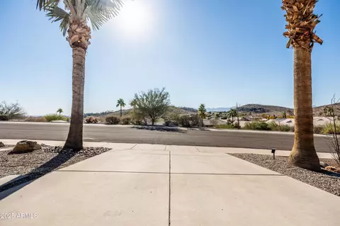 Exterior - 926 E Mountain Sky Ave, Phoenix, AZ 85048 photo 2 of 32