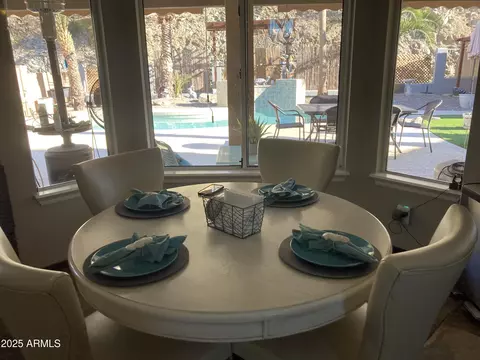 Dining - 926 E Mountain Sky Ave, Phoenix, AZ 85048 photo 1 of 2