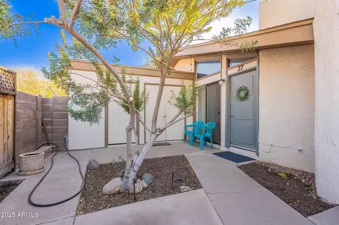 555 N May -- #27, Mesa, AZ 85201