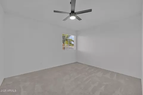 Bedroom - 3024 E Siesta Ln, Phoenix, AZ 85050 photo 6 of 11