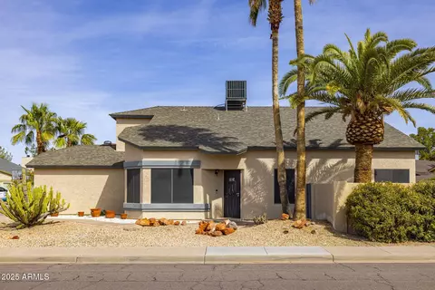 Exterior - 3024 E Siesta Ln, Phoenix, AZ 85050 photo 3 of 23