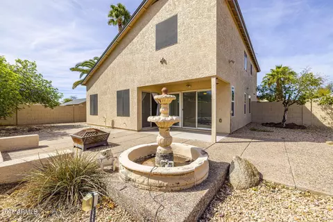 Exterior - 3024 E Siesta Ln, Phoenix, AZ 85050 photo 12 of 23