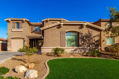 472 W Dragon Tree Ave, Queen Creek, AZ 85140