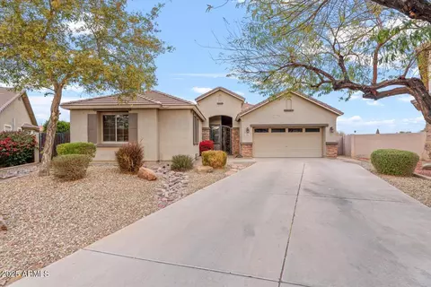 2106 W Ian Dr, Phoenix, AZ 85041