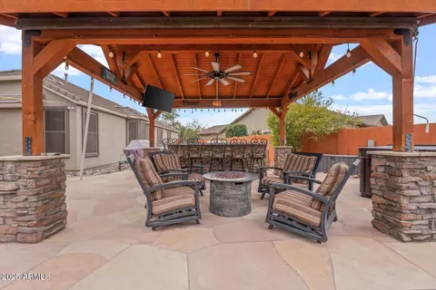 2106 W Ian Dr, Phoenix, AZ 85041 photo 30