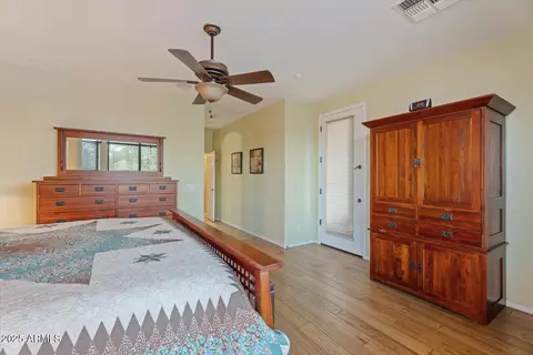 2106 W Ian Dr, Phoenix, AZ 85041 photo 15