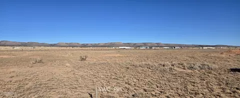139 W Big Chino Rd # L, Paulden, AZ 86334