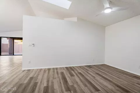 4529 E Wescott Dr, Phoenix, AZ 85050 photo 9