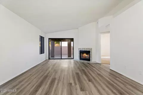 4529 E Wescott Dr, Phoenix, AZ 85050 photo 4