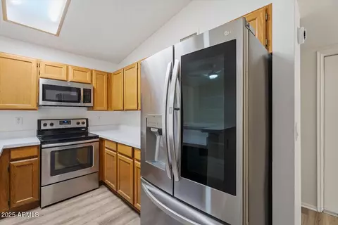 4529 E Wescott Dr, Phoenix, AZ 85050 photo 11