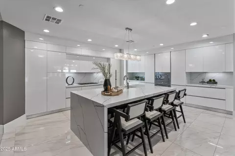 Kitchen - 6237 N 5th Pl, Phoenix, AZ 85012 photo 1 of 5