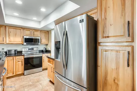 5128 E Toniko Dr, Phoenix, AZ 85044 photo 8