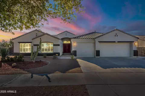 16329 W Pierce St, Goodyear, AZ 85338