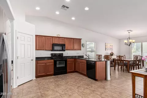 2101 S Meridian Rd #268, Apache Junction, AZ 85120 photo 8