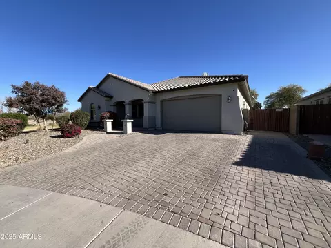 18769 N Falcon Ln, Maricopa, AZ 85138