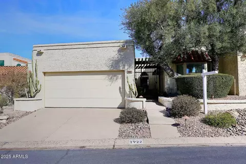1922 E Lane Ave, Phoenix, AZ 85020 photo 2