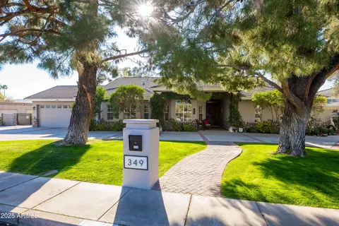 349 W Gleneagles Dr, Phoenix, AZ 85023