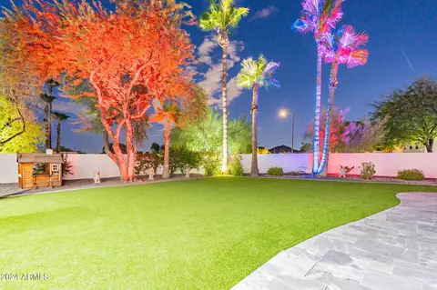 Exterior - 4639 E Mountain View Ct, Phoenix, AZ 85028 photo 18 of 18