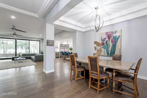 Dining - 4639 E Mountain View Ct, Phoenix, AZ 85028 photo 2 of 3