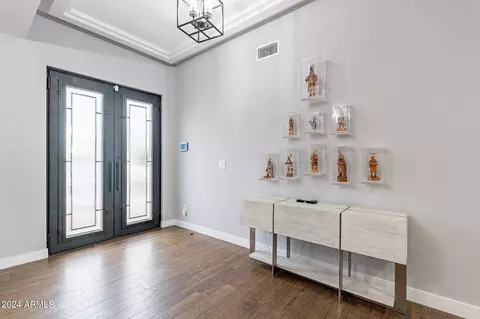Entry Way - 4639 E Mountain View Ct, Phoenix, AZ 85028 photo 1 of 2