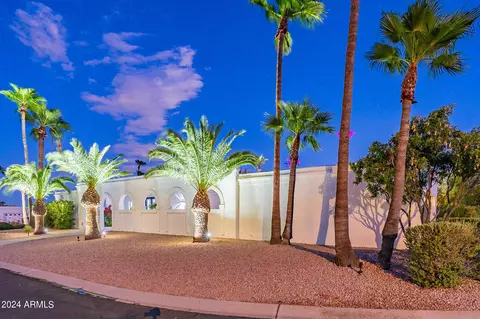 Exterior - 4639 E Mountain View Ct, Phoenix, AZ 85028 photo 3 of 18