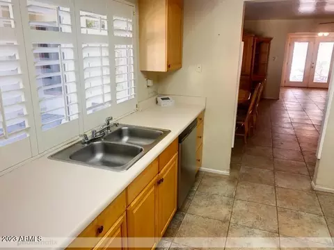 Kitchen - 6849 N 29th Ave, Phoenix, AZ 85017 photo 3 of 3
