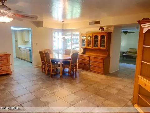 Dining - 6849 N 29th Ave, Phoenix, AZ 85017 photo 1 of 3