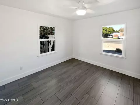 Bedroom - 309 E Weldon Ave, Phoenix, AZ 85012 photo 3 of 7