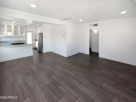 Living - 309 E Weldon Ave, Phoenix, AZ 85012 photo 4 of 5