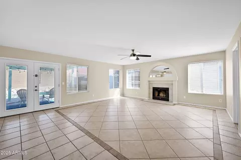 659 S Dodge St, Gilbert, AZ 85233 photo 16