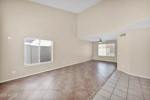659 S Dodge St, Gilbert, AZ 85233 photo 8