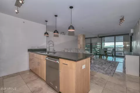 4808 N 24th St #1123, Phoenix, AZ 85016