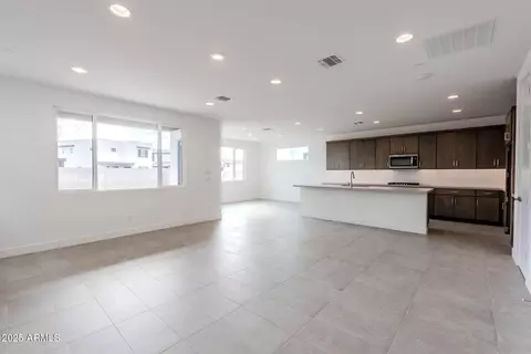 10249 E Ulysses Ave, Mesa, AZ 85212 photo 9