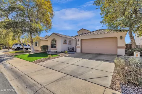 41267 W Hayden Dr, Maricopa, AZ 85138