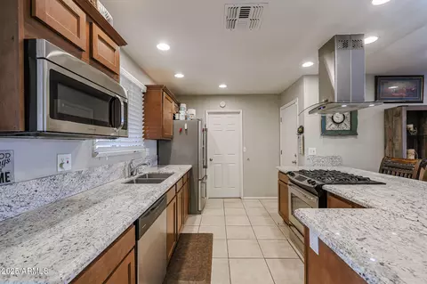 10223 W Clair Dr, Sun City, AZ 85351
