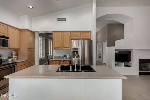 2847 E Melody Ln, Gilbert, AZ 85234 photo 5
