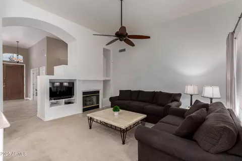2847 E Melody Ln, Gilbert, AZ 85234 photo 6