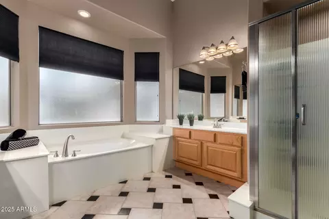 2847 E Melody Ln, Gilbert, AZ 85234 photo 12
