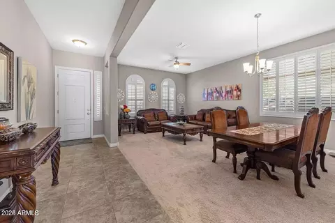 203 E Crescent Pl, Chandler, AZ 85249 photo 4