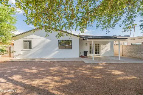 2328 E Laurel Ln, Phoenix, AZ 85028 photo 32