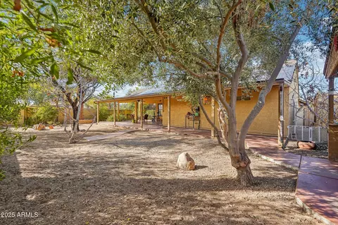 Exterior - 1801 E Aire Libre Ave, Phoenix, AZ 85022 photo 5 of 6