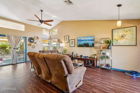Living - 1801 E Aire Libre Ave, Phoenix, AZ 85022 photo 2 of 2