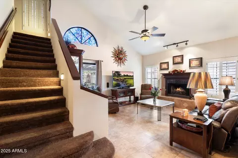 3720 E South Fork Dr, Phoenix, AZ 85044 photo 4